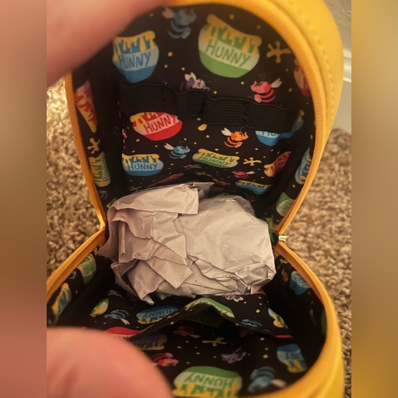 loungefly Winnie The Pooh Pencil Case New With Tag - Picture 5 of 5